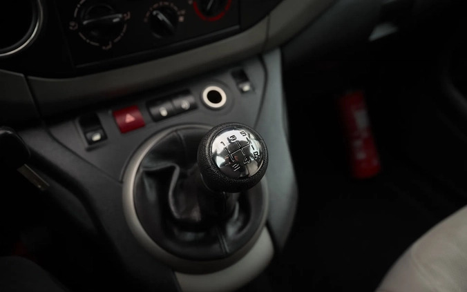 Peugeot Partner cena 23900 przebieg: 178123, rok produkcji 2009 z Bieżuń małe 781